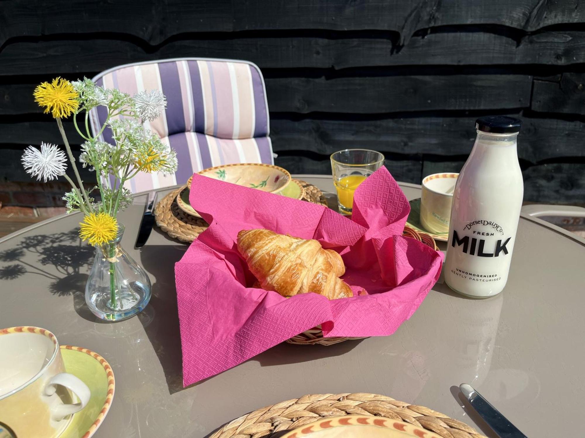 Priors Oak - A Cosy Studio With Countryside Views In Dorset Stalbridge Esterno foto